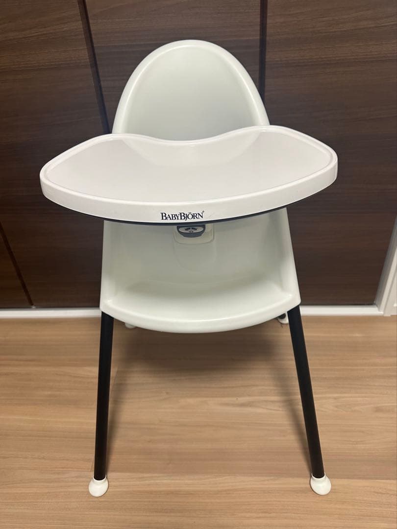【廃盤品】ベビービョルン ハイチェア　ホワイト　ハーネスなし