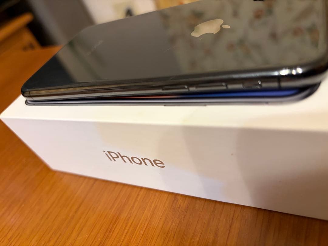 m@ho.m Apple iPhone X 64GB 美品　おまけ付