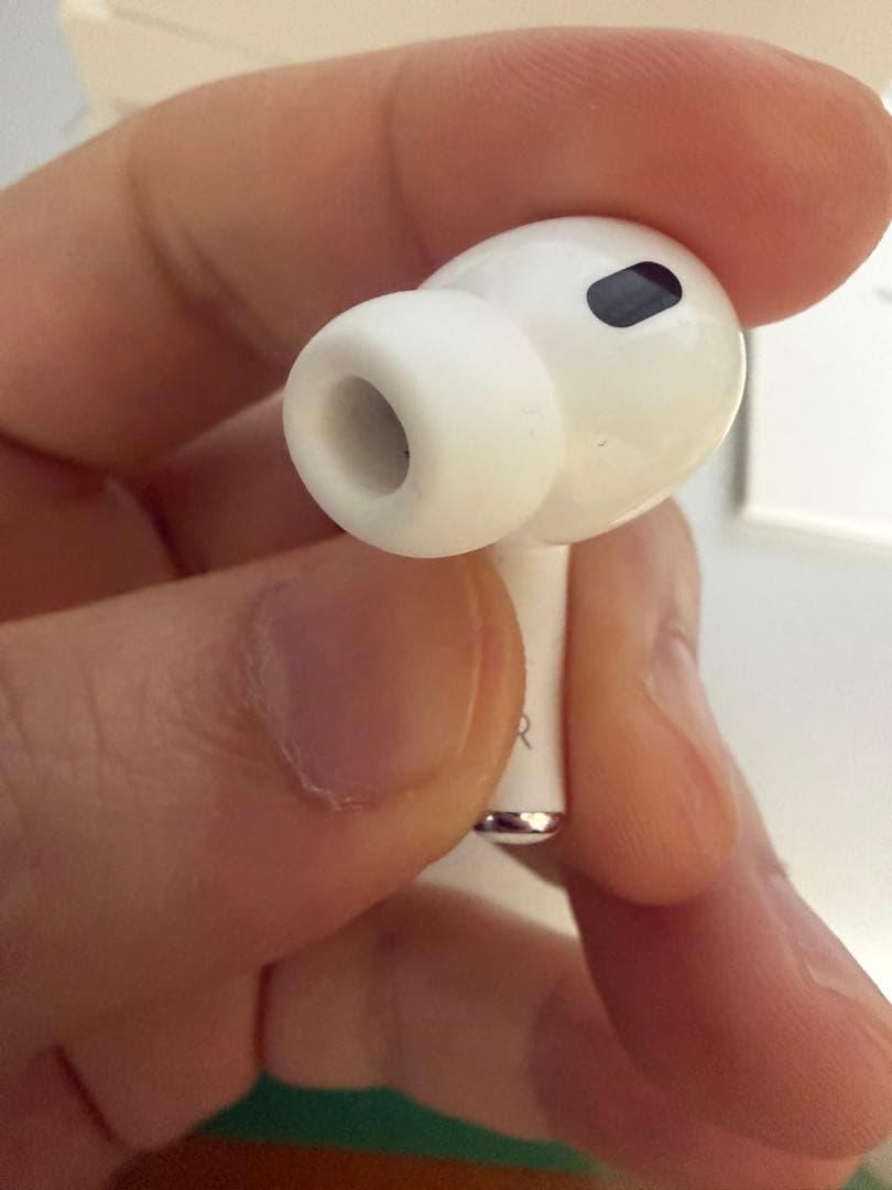 AirPods pro2 本体 ホワイト 充電ケーブル付き