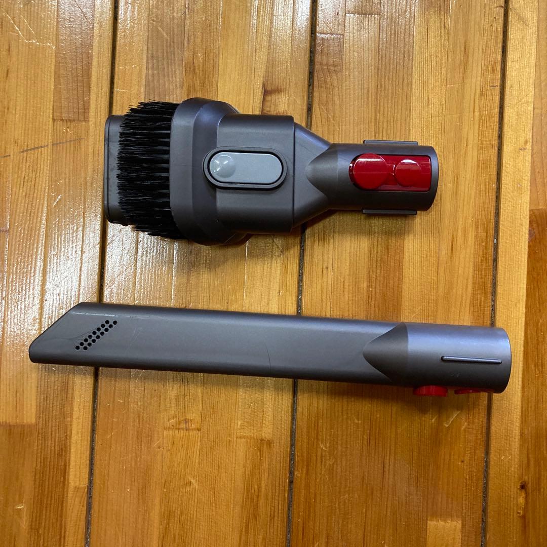 ダイソン掃除機V10fluffy SV12