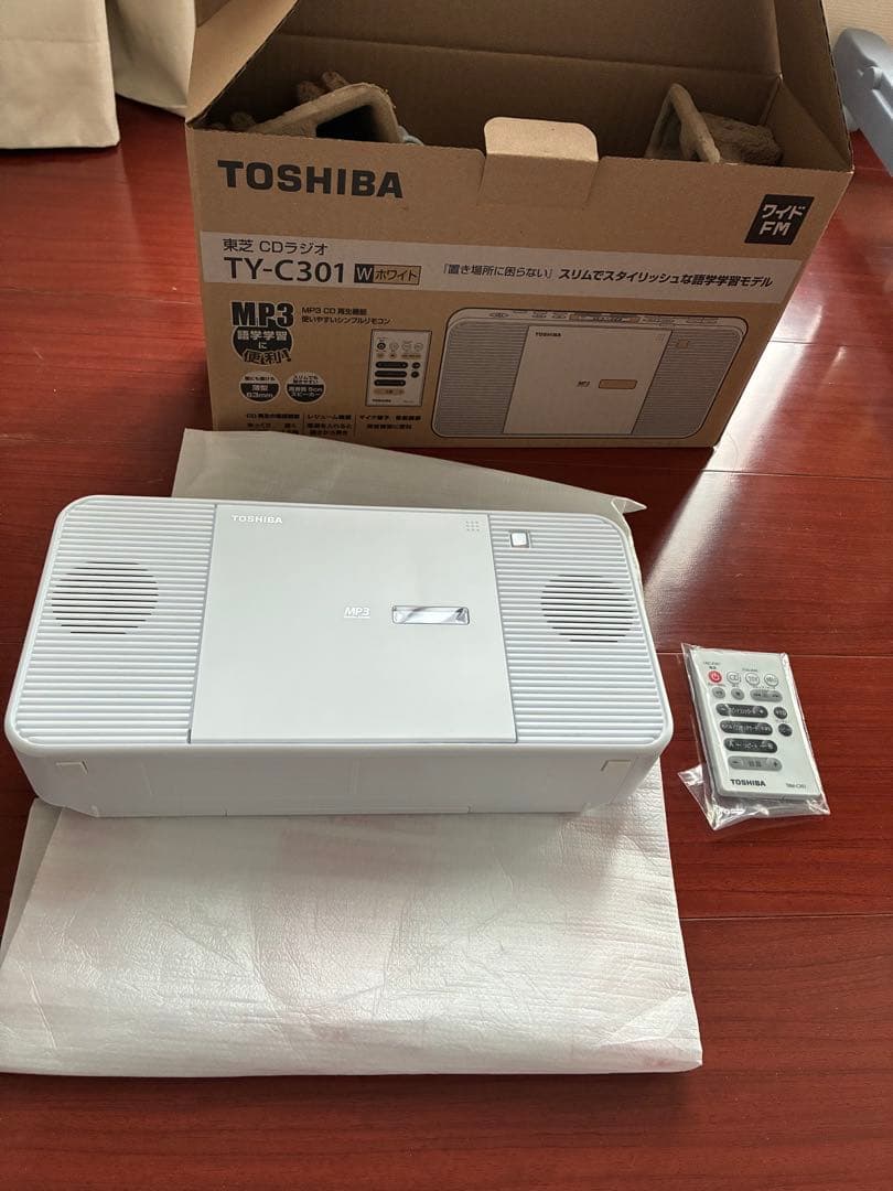 【新品】TOSHIBA TY-C301 ポータブル　ラジオ　CDプレーヤー