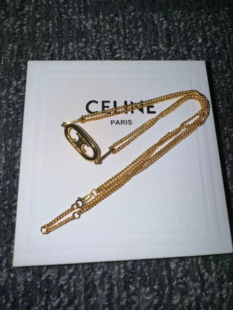 S様CELINE セリーヌ トリオンフ ロゴ ネックレス ゴールド