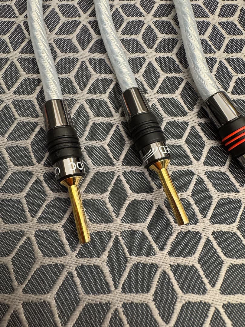 ジャンパーケーブル QED GENESIS Silver 0.15m Y-B