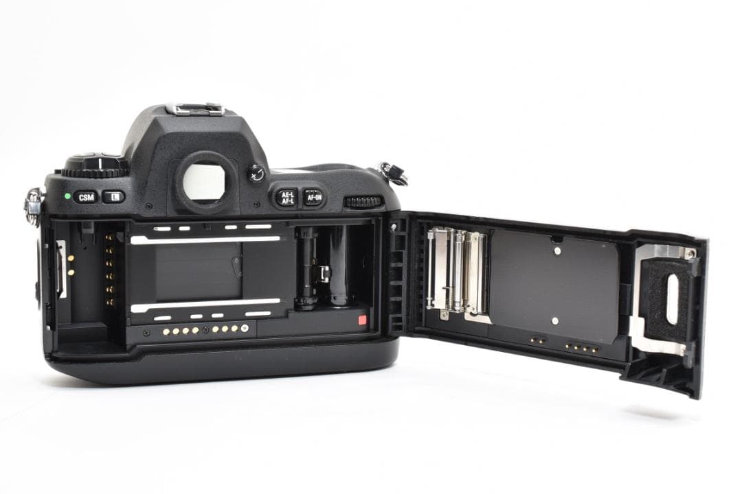 ニコン NIKON F100 ボディ フィルム一眼　《動作確認済・初期不良補償》