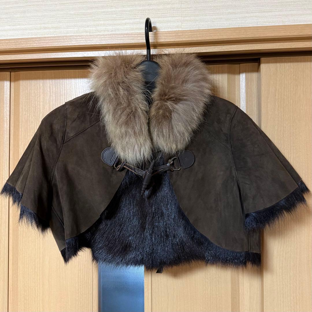 2R　バーバリーブルーレーベル　ファー　ケープ　ポンチョ　羊革　38