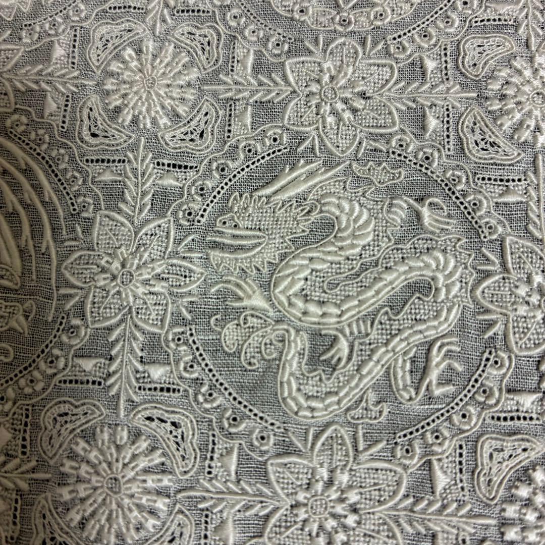 汕頭　スワトウ刺繍ハンカチ