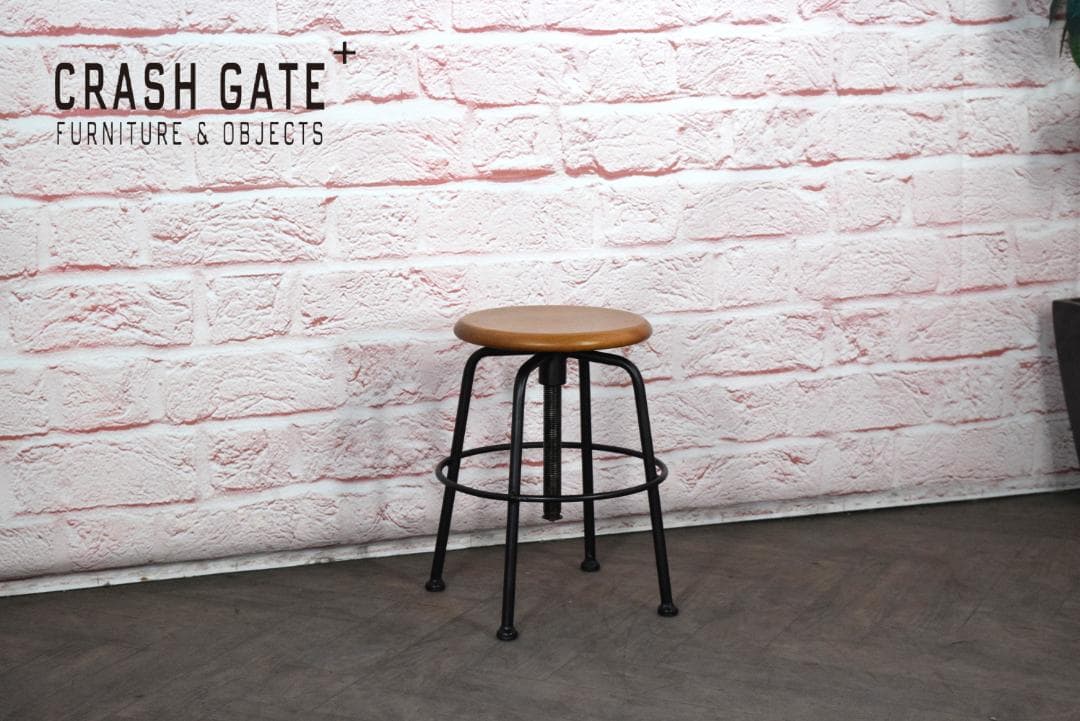 クラッシュゲート ノットアンティークス　コンベックスⅢ スツールS　e