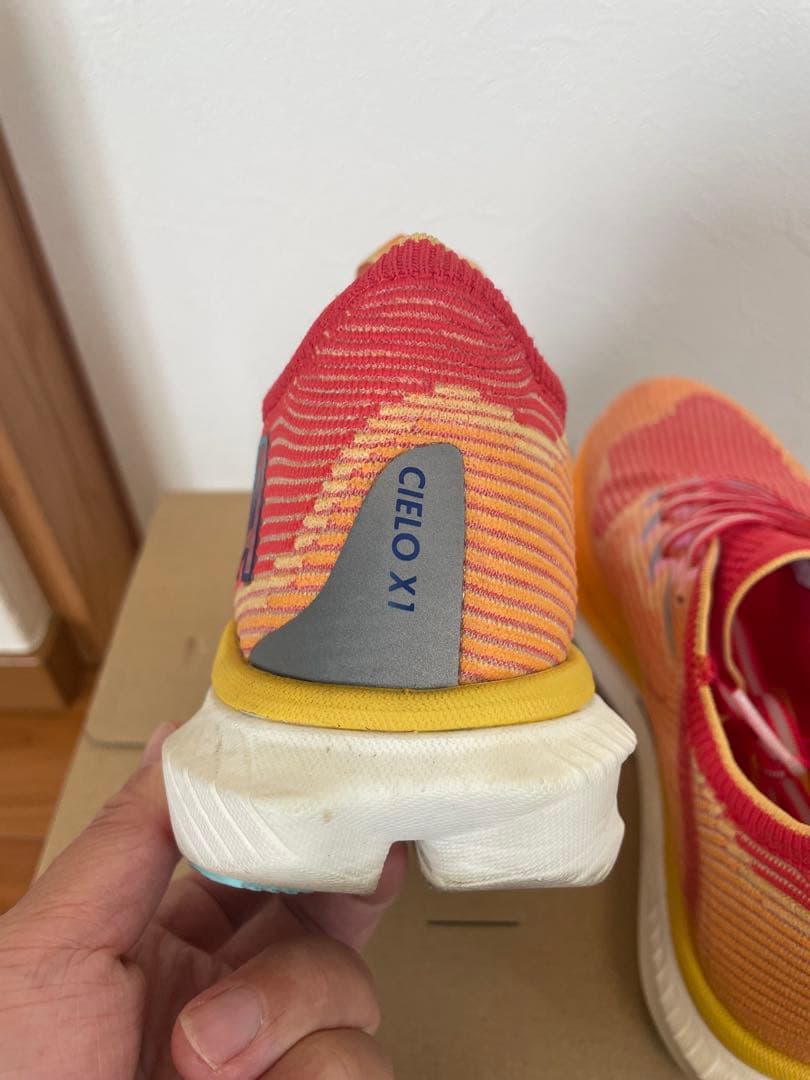 スパイク・シューズ HOKA ONEONE CIELO X1 26cm