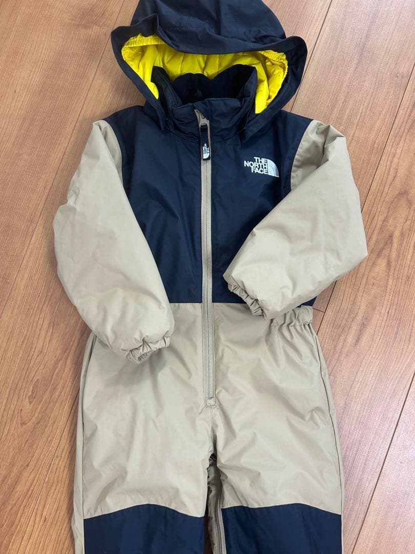 ⭐︎値下げ⭐︎The North Face 子供用ジャンプスーツ 黒/ベージュ