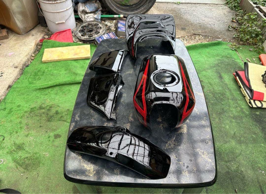 エイプ50/100 FX仕様　タンクカバーセット 「羽タイプ」　新品未使用