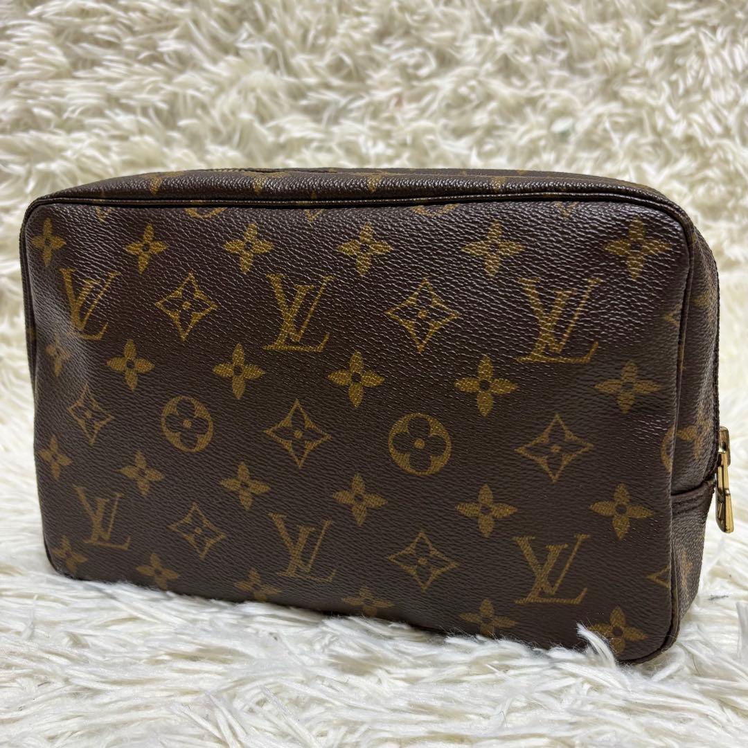 ✨️極美品 ルイヴィトン トゥルース トワレット23 モノグラム クラッチバッグ