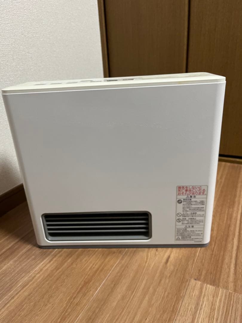ガスファンヒーター NC-24FSE(W) 都市ガス用　コード付　説明書付