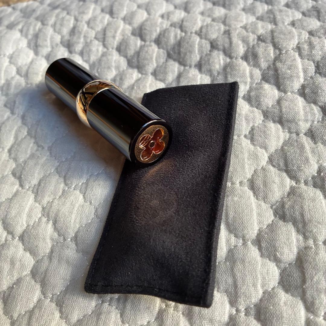 【ケース付き】LV ルージュ サテン リップスティック 202 LLA006