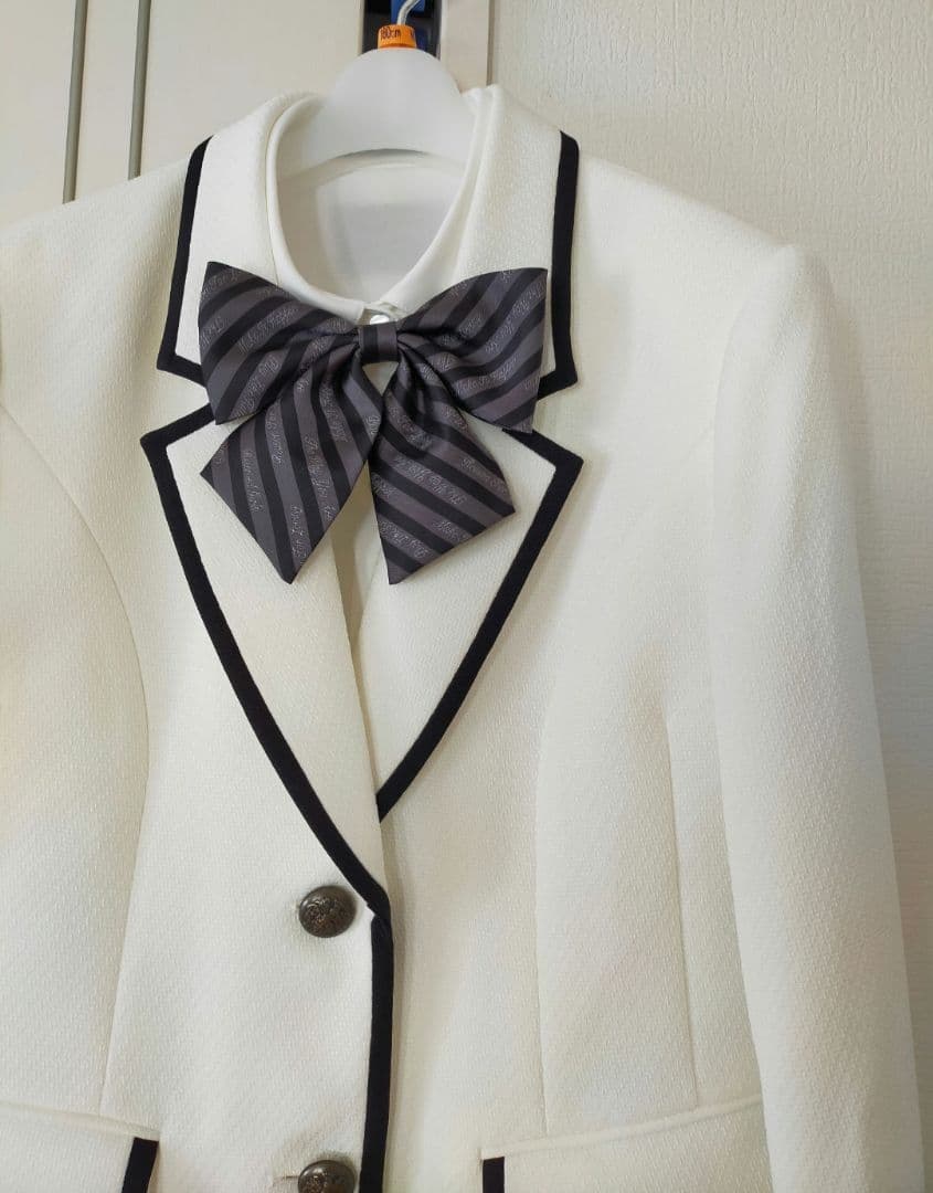 【美品】キャサリンコテージ　卒服　卒業式　160　セレモニー　フォーマルスーツ白