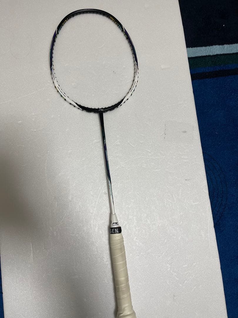 Lining Tecgonic 9 4UG5ラケット