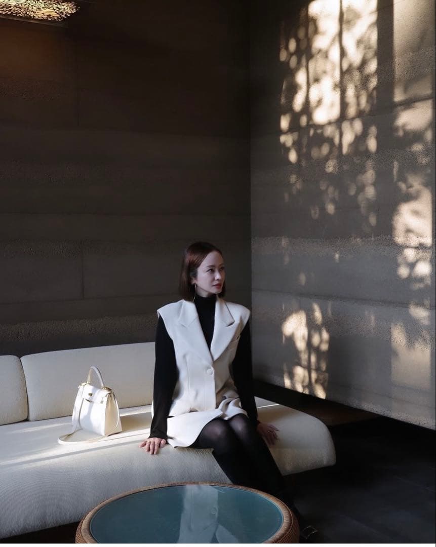 akiki アキキsleeveless jacket dress