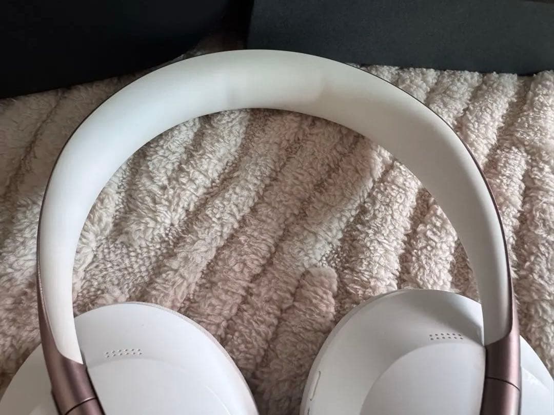 ボズNoise Cancelling Headphones 700 ヘッドホン