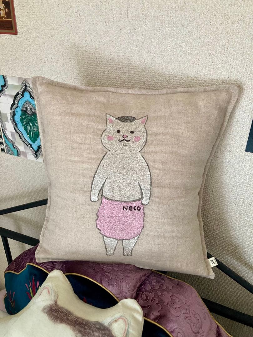Coral＆Tusk 刺繍 猫村さん クッションカバー コーラルアンドタスク