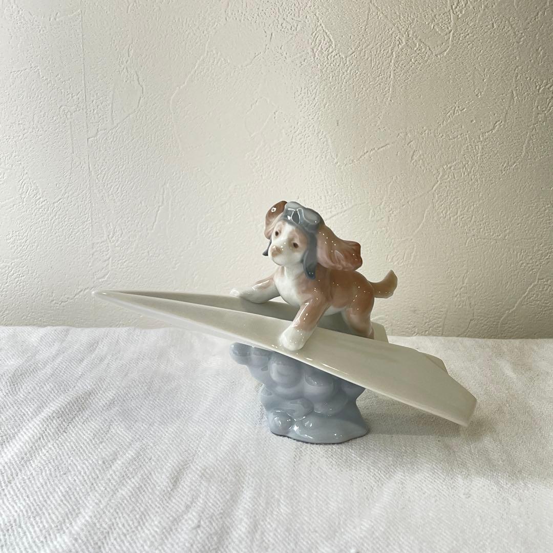 LIADRO リアドロ 犬と紙飛行機 可愛いパイロット Lladró 犬の置物