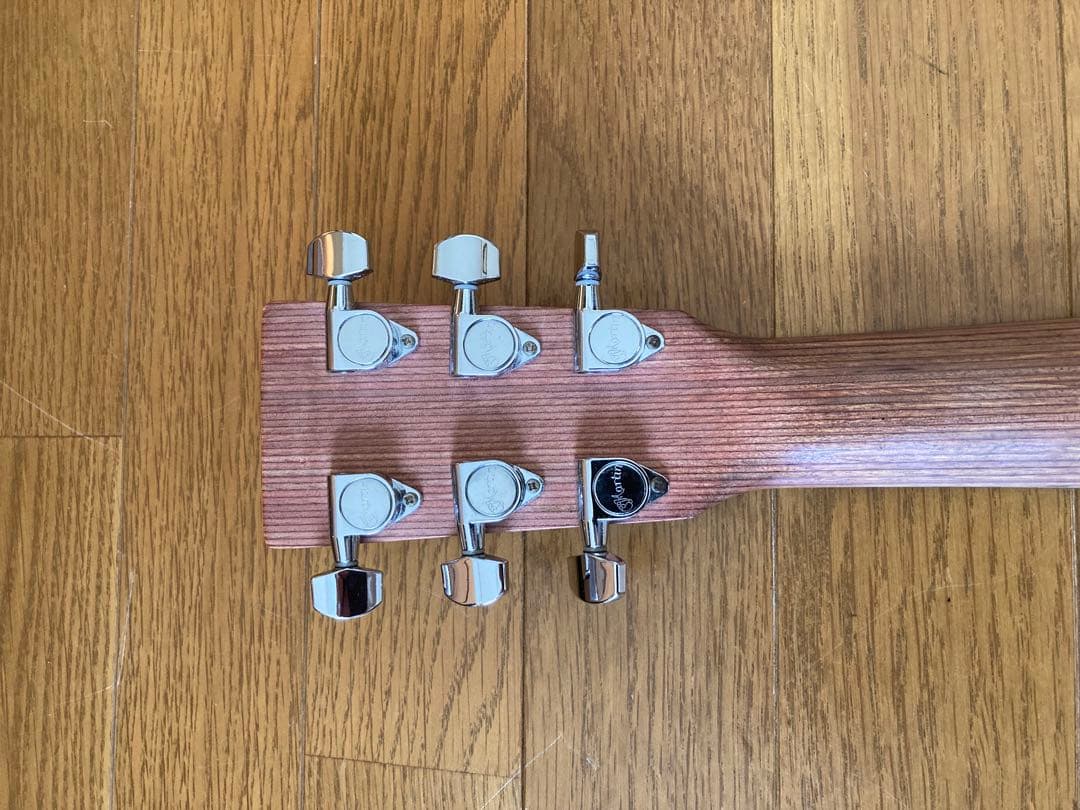 R coa様　Martin LXME ミニギター エレアコ