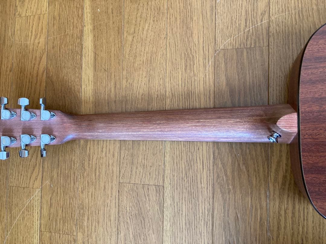 R coa様　Martin LXME ミニギター エレアコ