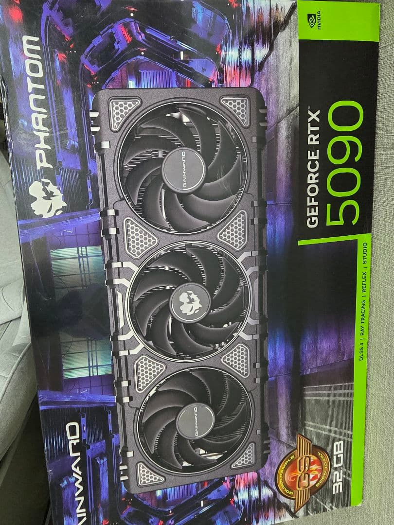 GeForce RTX 5090 32GB グラフィックボード