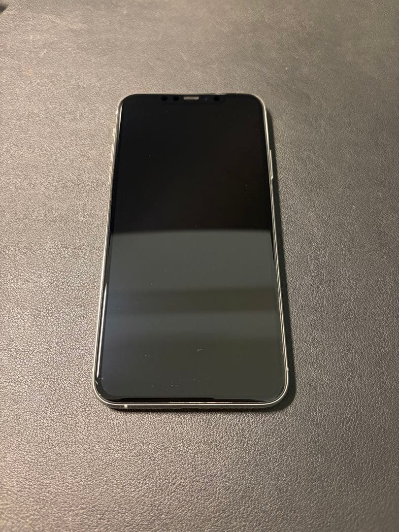 美品Apple iPhone 11 Pro Max 64GB シルバー