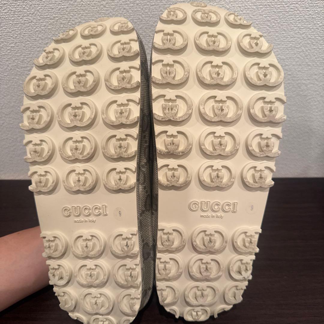 【T-MUNE】GUCCI GGパターン ベージュサンダル　サイズ9
