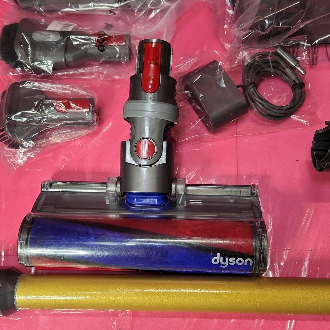 60 ダイソンV7♦コードレス掃除機