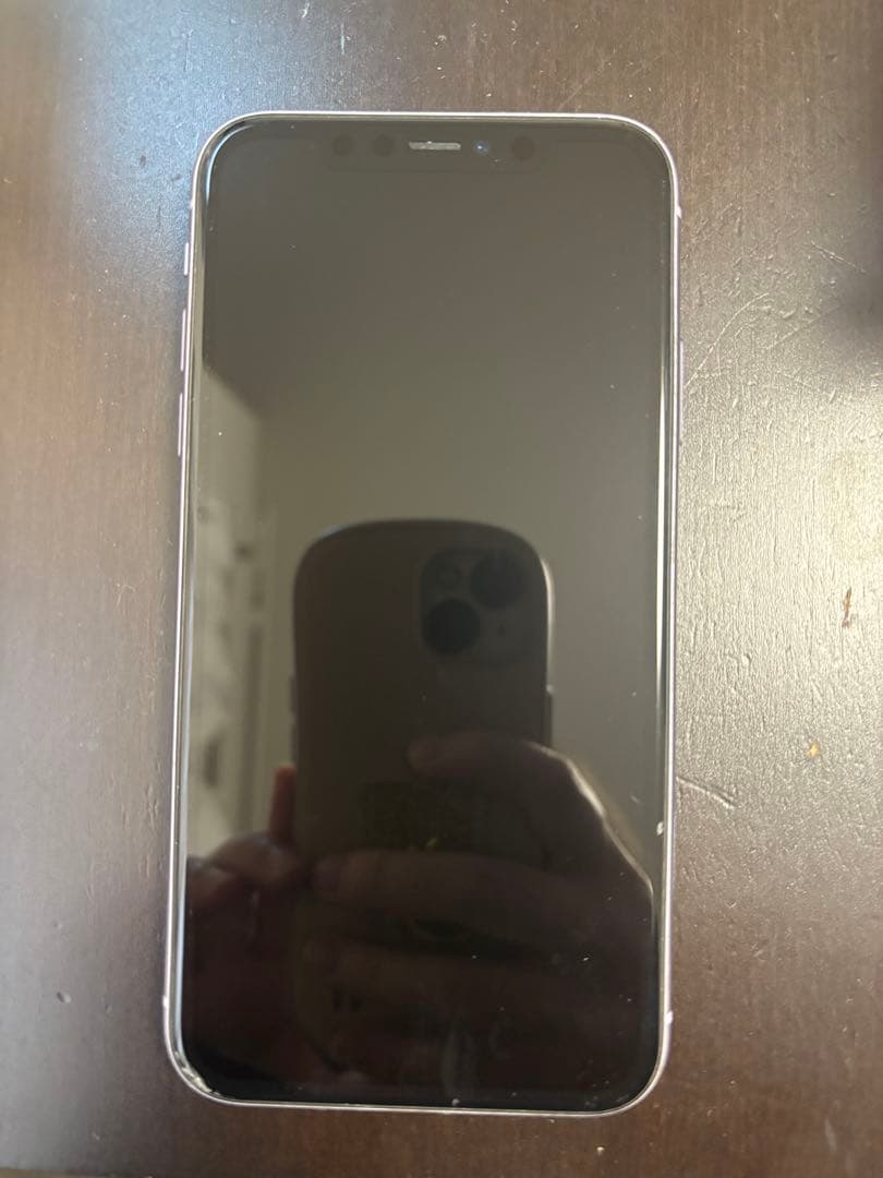 iPhone11 本体　箱付・充電器付