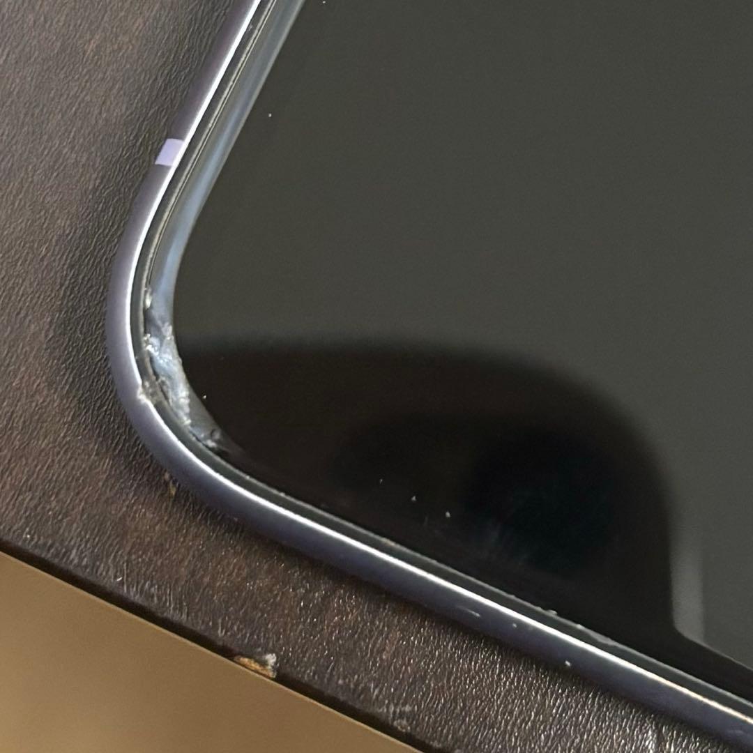 iPhone11 本体　箱付・充電器付