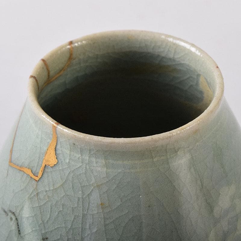 韓国人間文化財　柳海剛（柳根瀅）作　高麗青磁　象嵌鶴文　茶入　共箱　V　7835