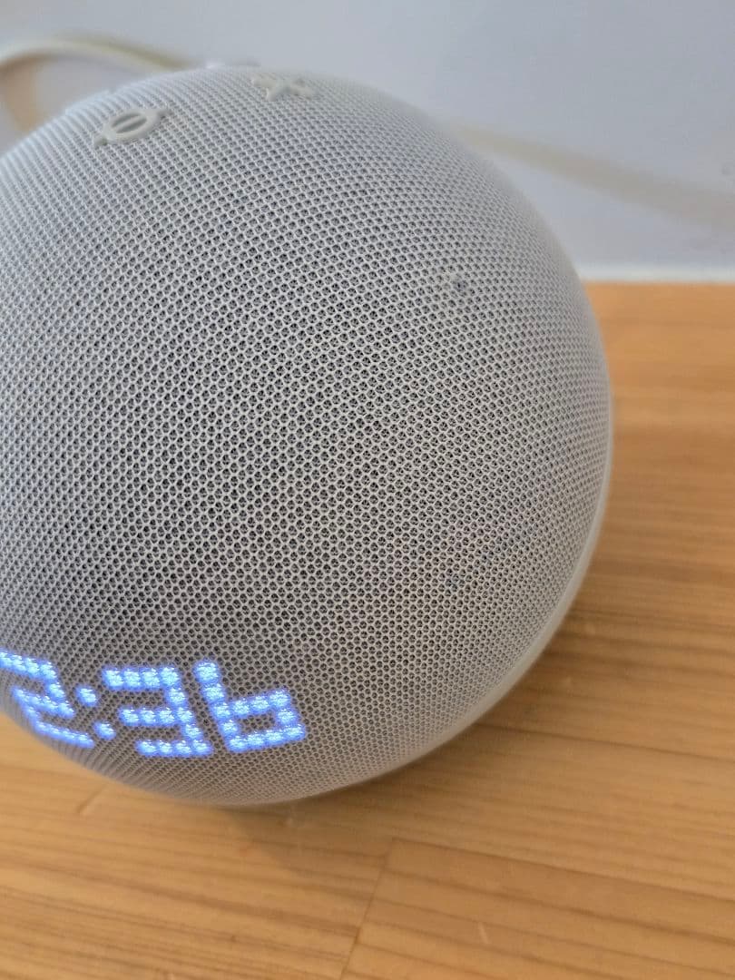 Echo Dot with clock ×2