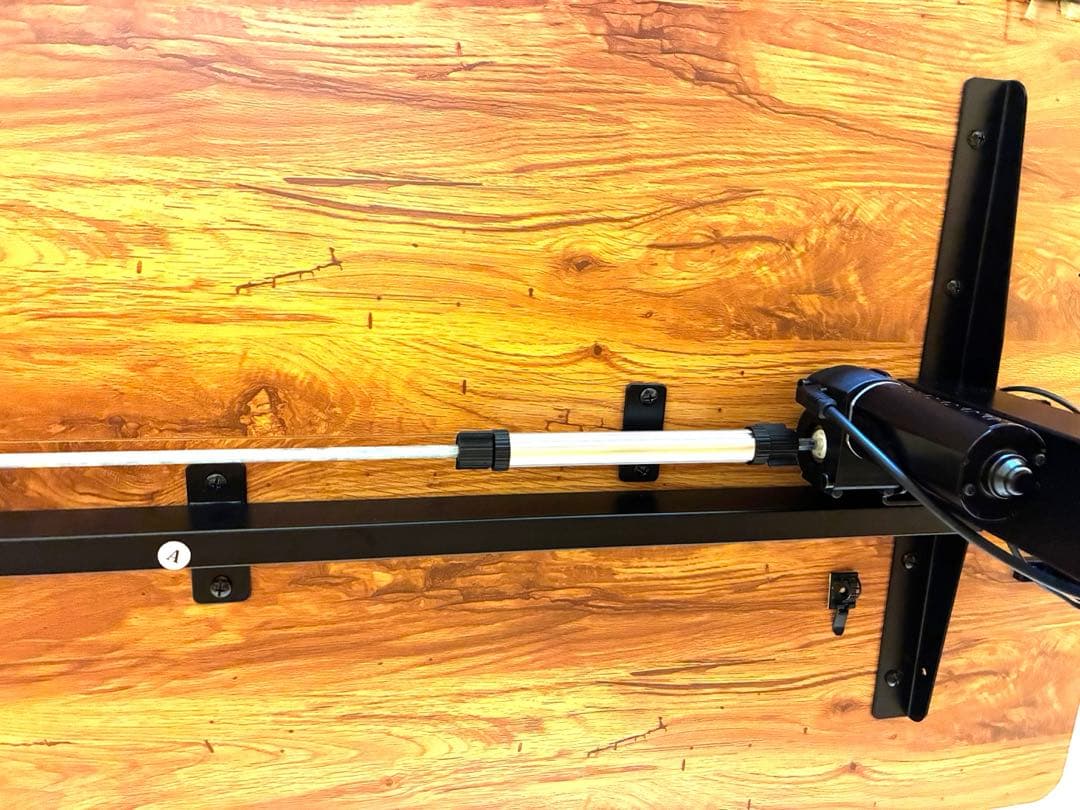 昇降式デスク　電動　ゲーミングデスク　お値下げ依頼により値下げ　11月5日まで