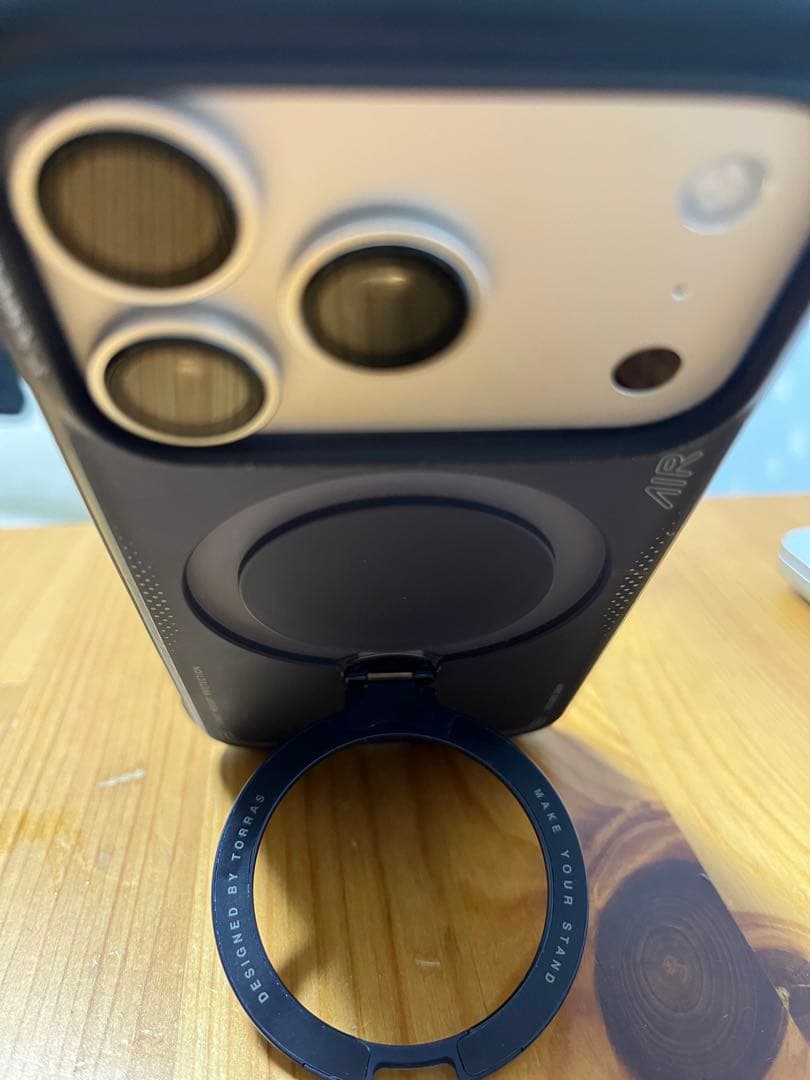 TORRAS iPhone 17Pro用ケース