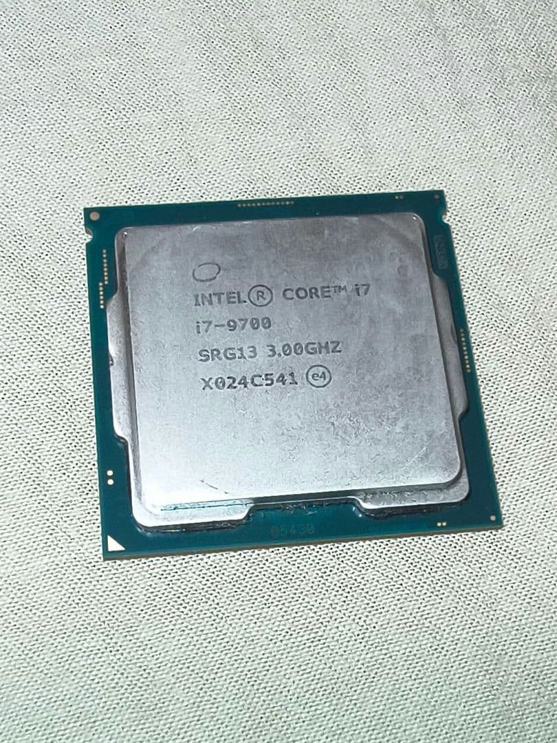 Intel Core i7 9700 インテル CPU