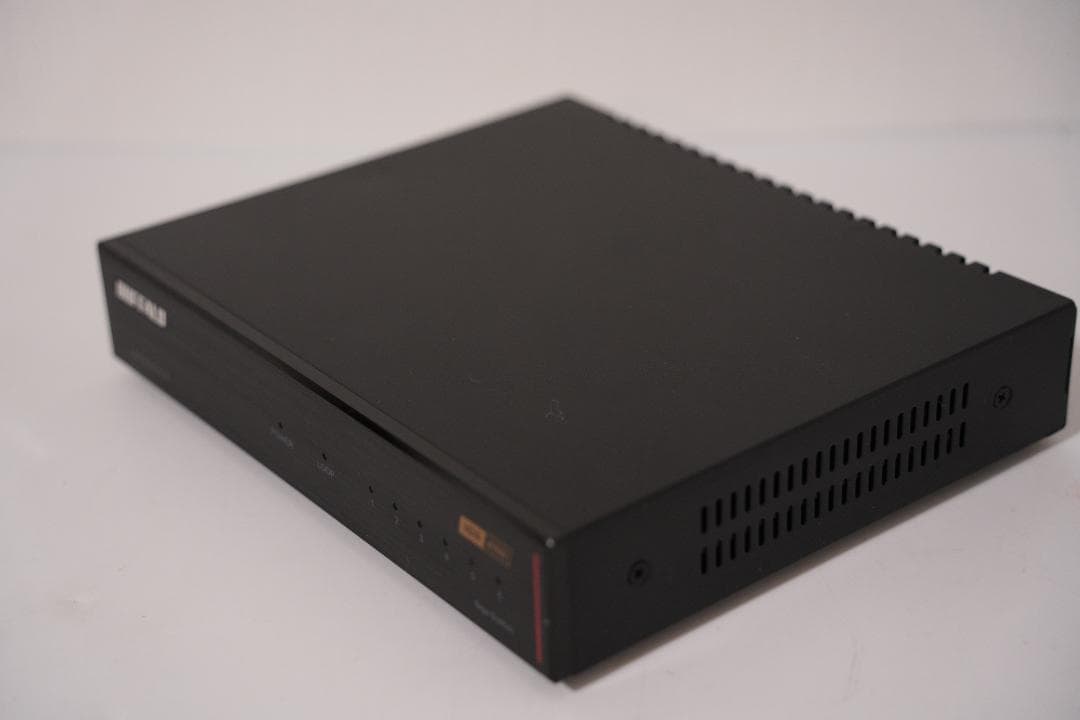 バッファロー 10GbE2.5GbE スイッチングハブ LXW-10G2/2G4