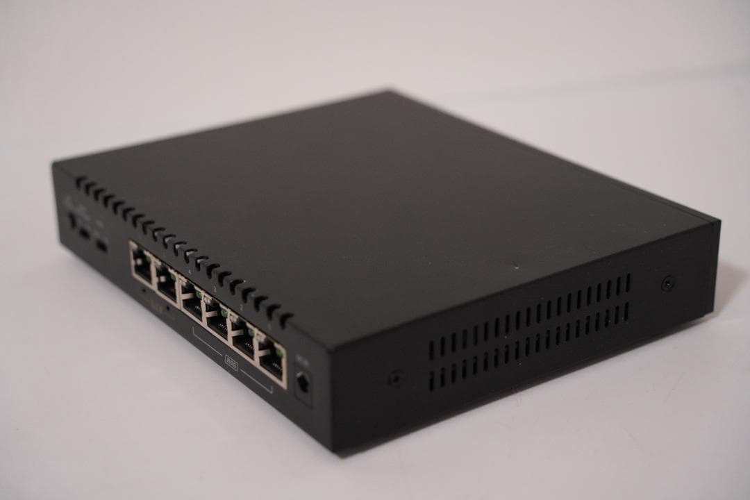 バッファロー 10GbE2.5GbE スイッチングハブ LXW-10G2/2G4