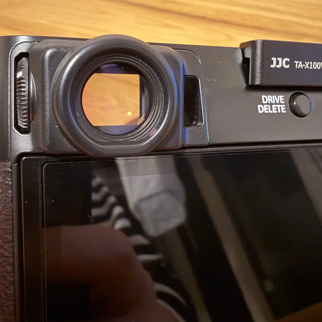 入手困難　美品　FUJIFILM X100ⅵ コンデジ　ブラック　おまけ多数