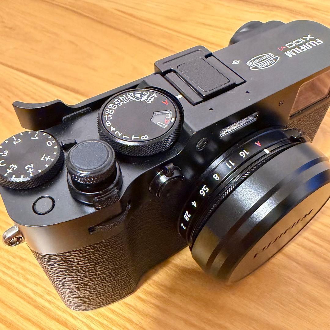 入手困難　美品　FUJIFILM X100ⅵ コンデジ　ブラック　おまけ多数