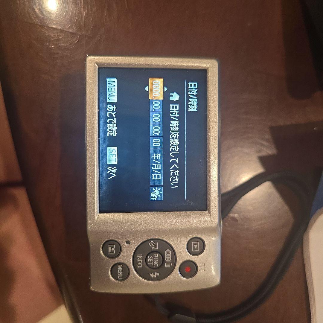 デジタルカメラ Canon IXY 200