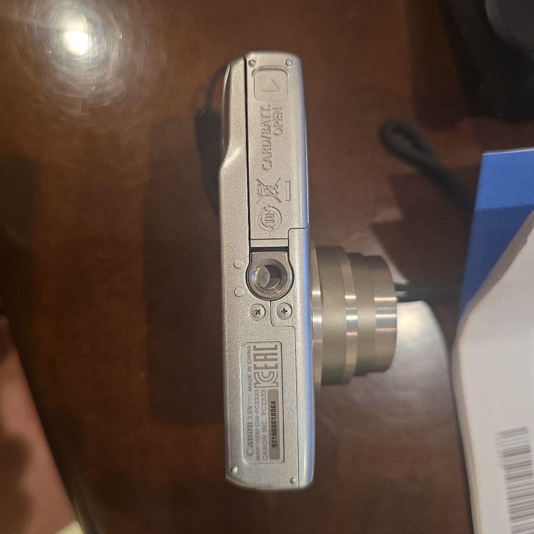 デジタルカメラ Canon IXY 200