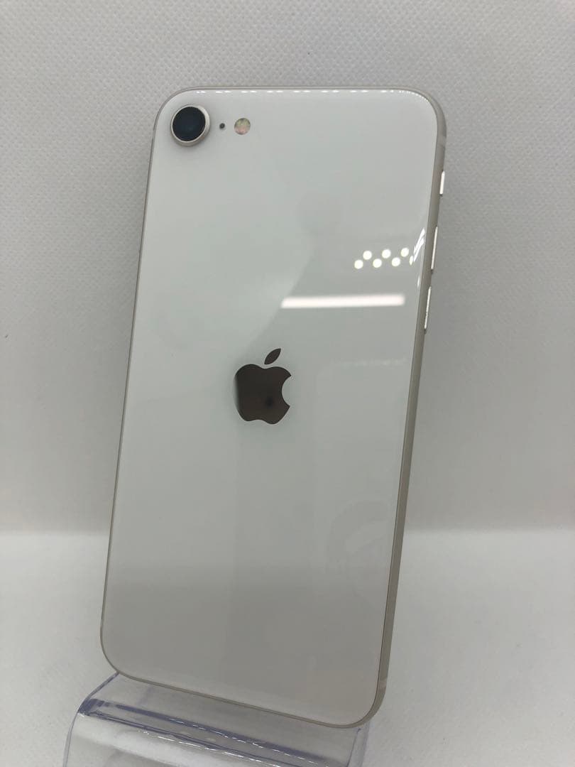 Apple iPhone SE(第3世代)ホワイト 本体