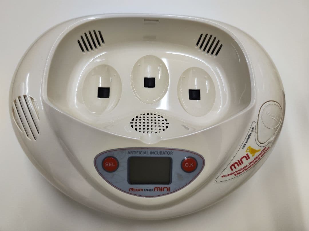 Rcom mini 自動孵化器