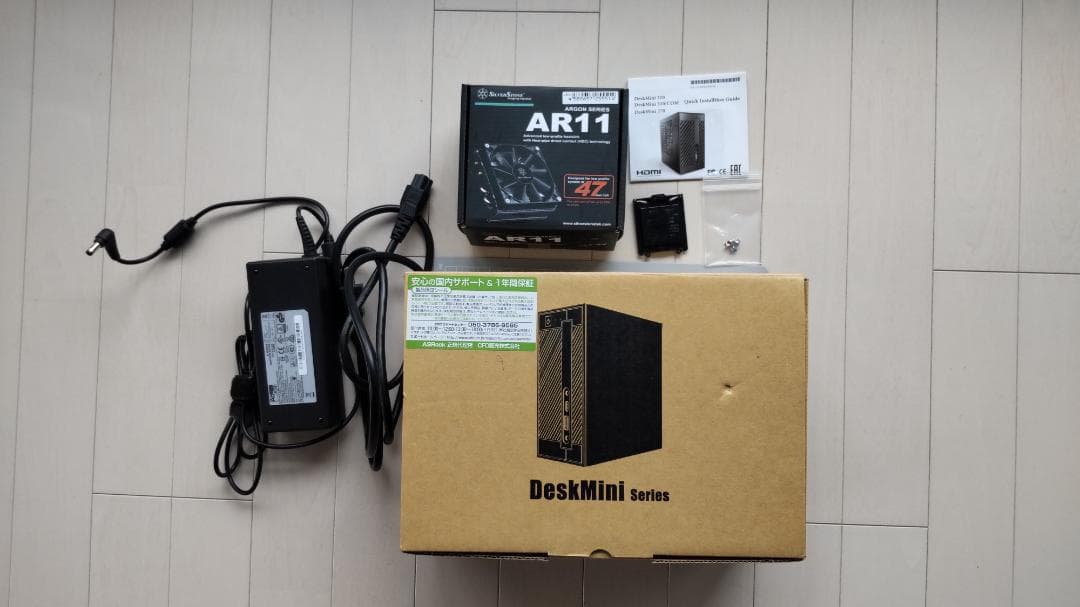 ASROCK製ミニPC、ベアボーンキット DeskMini H310