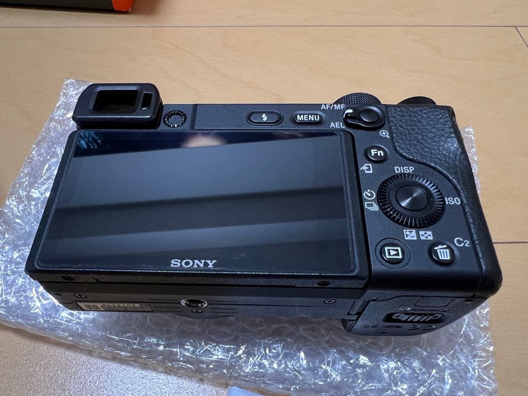 SONY α6400 高倍率ズームレンズキット ILCE-6400M