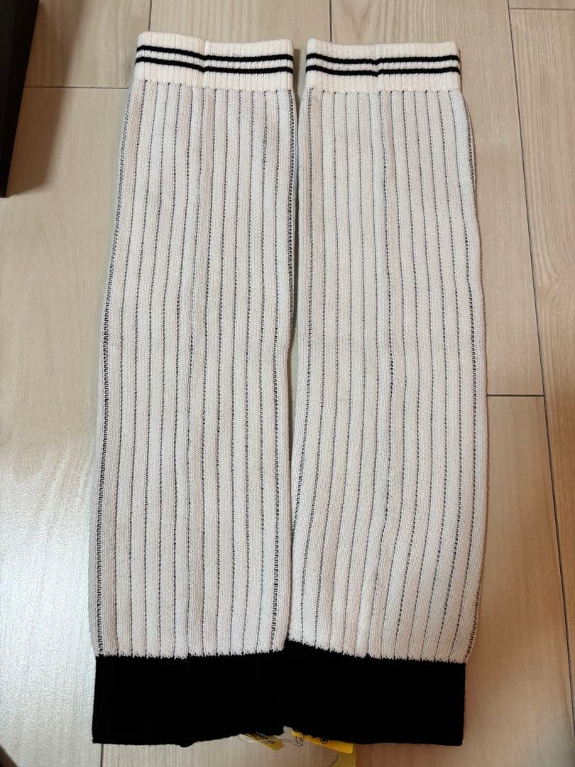 CHANEL ストライプ レッグウォーマー ホワイト