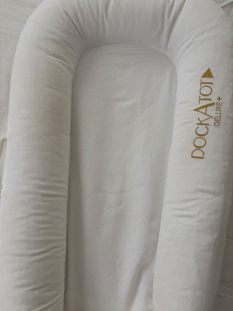 DOCKATOT (ドッカトット)DELUKE+ ベビー布団 ホワイト