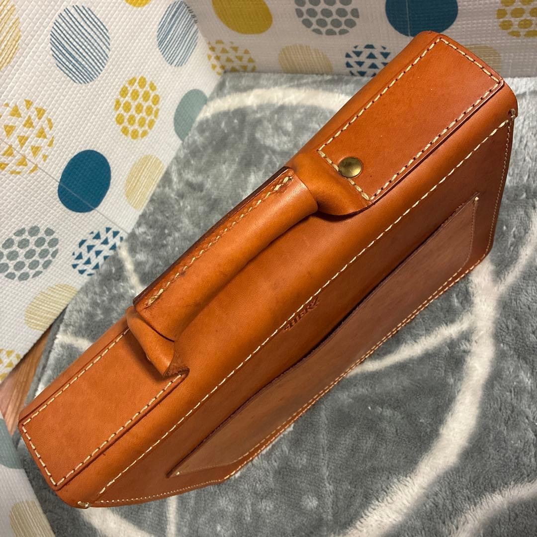 Herz 総かぶせ　横型　2way ビジネスバッグ　Lサイズ　革