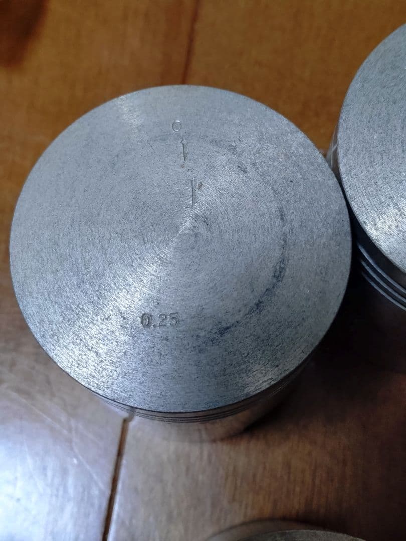 ピストンセット売り9個